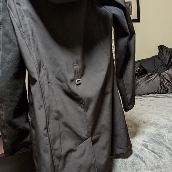 Calvin Klein - Picture 4 of 4